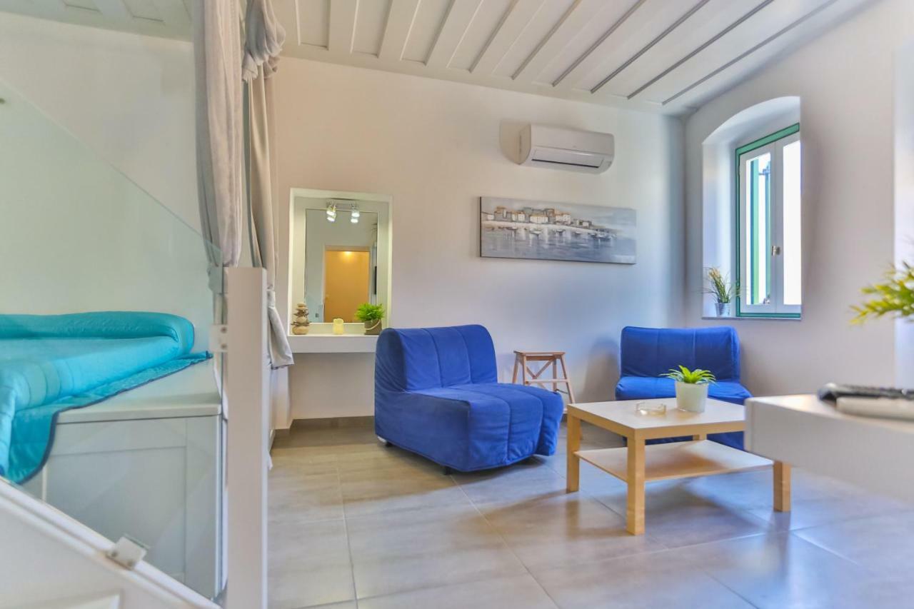 Annika Deluxe Apartments Sými Eksteriør bilde